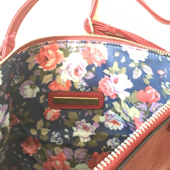 Color Block, Pebbled Leather Crossbody Bag - Picture 3 of 3